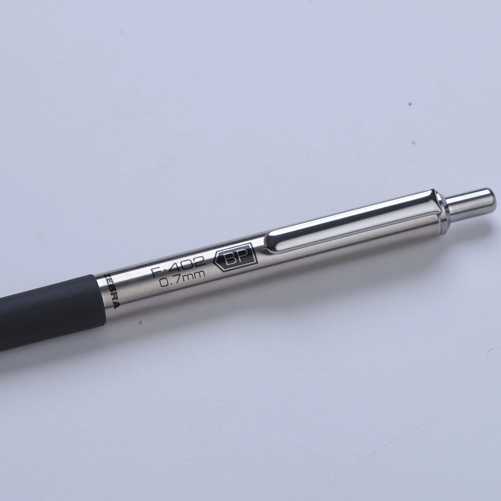 F-402 Retractable Ballpoint Pen - Image 9